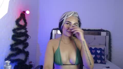 ashley__tylor online show from 12/13/24, 04:02