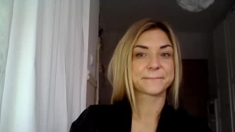 Ashley online show from 11/19/24, 07:33