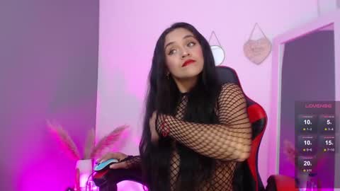 ashlyefox_ online show from 12/17/24, 06:44