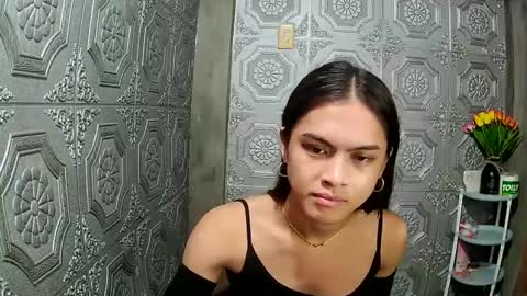 asian_princessading online show from 11/19/24, 10:17