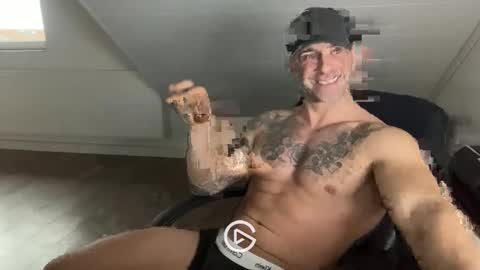 AthleticBoy 1  Onlyfans  online show from 01/15/25, 03:33