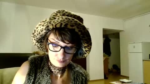 Raluca online show from 12/14/24, 05:33