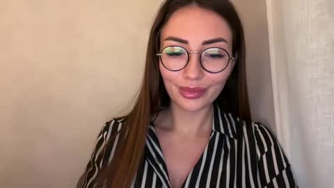 bella_foxxi online show from 12/07/24, 01:01