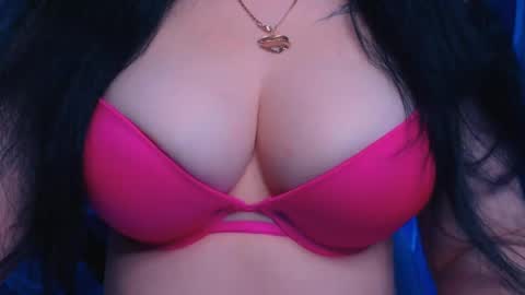 Hello I am kind friendly and cute girl online show from 12/09/24, 03:33