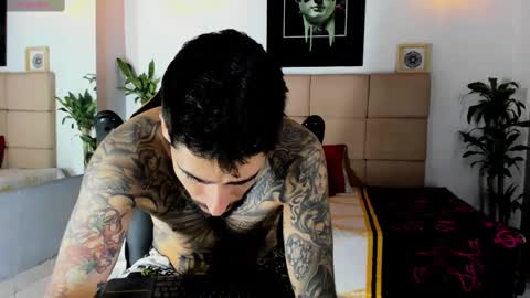 billi_ink777 online show from 11/27/24, 04:59