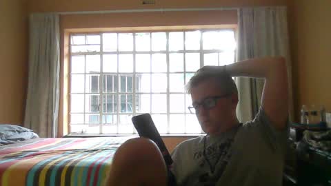 Bisexual boy online show from 01/01/25, 02:04