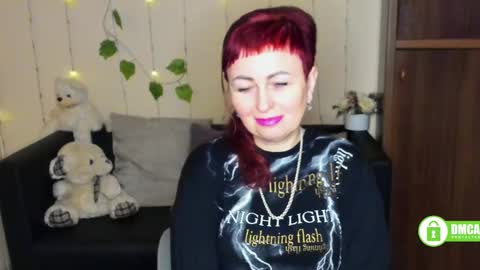 Candy Arianna online show from 02/11/25, 12:23