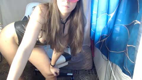 bonny_klyde95 online show from 12/08/24, 11:35