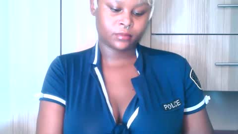 brownsugar_p online show from 12/28/24, 12:38