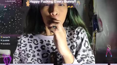 Tokki  bunny  online show from 11/24/24, 10:50