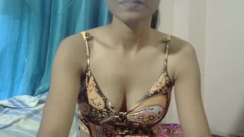 NOOR KHAN online show from 11/14/24, 06:32