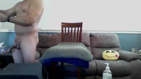 Big cock muscular mature hot guy online show from 01/15/25, 09:30