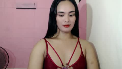 callme_christinexxx online show from 12/05/24, 06:36