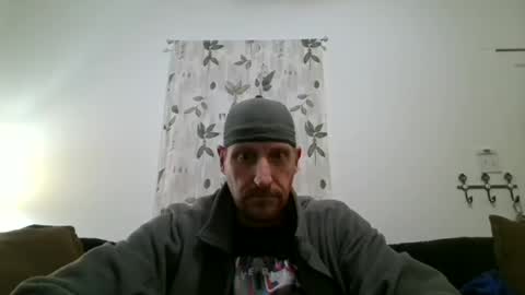 Chillaxin lets talk  online show from 12/22/24, 12:01