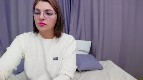 camelia_lillie online show from 12/18/24, 02:06