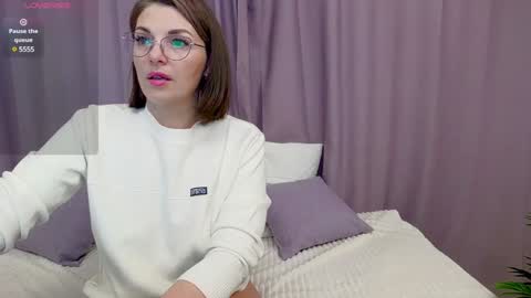 camelia_lillie online show from 12/23/24, 04:14