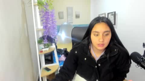 caroline_rodriguez_ online show from 12/23/24, 04:08