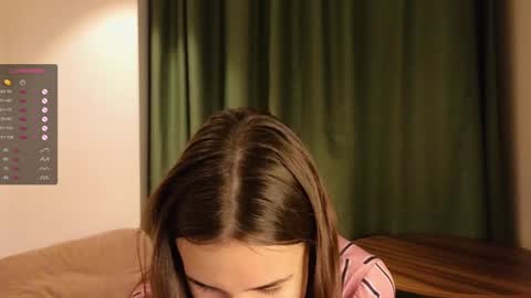 sweet Alice  horny Emelie   online show from 11/14/24, 03:46