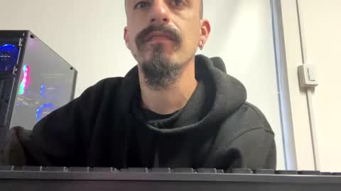 cayu_frensh94 online show from 12/16/24, 10:30