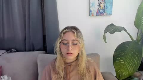 ccuteass online show from 11/29/24, 03:54