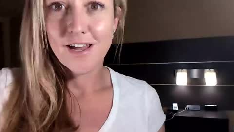 chelsee lynn online show from 11/30/24, 06:33