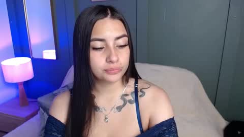 chloe_sparks online show from 12/18/24, 11:32