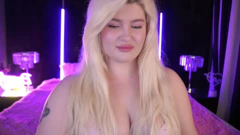 onlyfans amyleyy online show from 12/08/24, 07:48