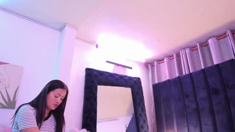 Cristal Evans online show from 12/02/24, 10:22