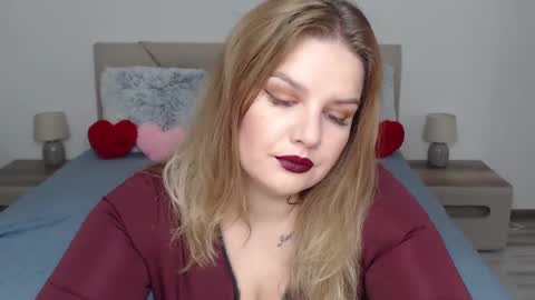 curvyanna13 online show from 11/16/24, 03:32