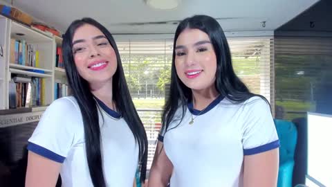 WANNA SEE MORE OF TWINS              online show from 12/18/24, 05:18