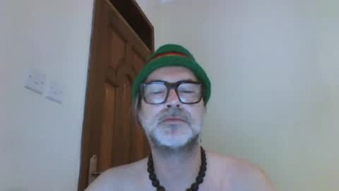 daddynextdoor75 online show from 12/21/24, 12:26