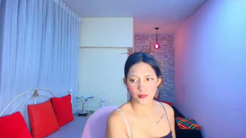 daliana_guevara online show from 12/24/24, 02:11