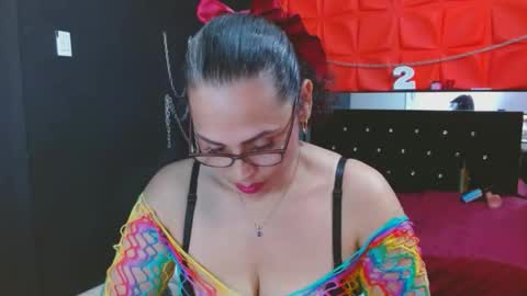 DANIELA MATURE online show from 11/18/24, 08:45