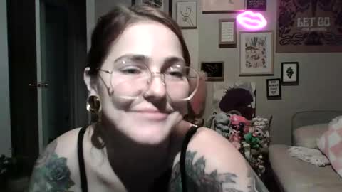 jadelovexo online show from 11/21/24, 12:39