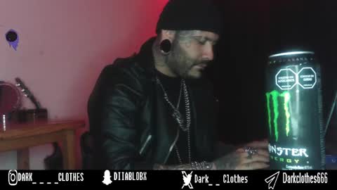 darkclothes online show from 11/14/24, 03:08