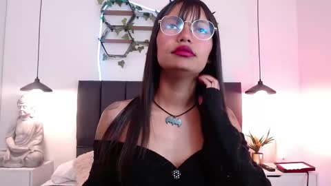 darkitty_gh online show from 01/02/25, 12:07