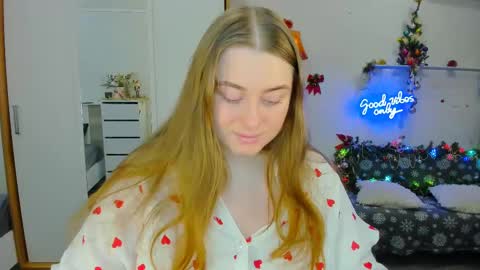 Sophie online show from 12/02/24, 02:37