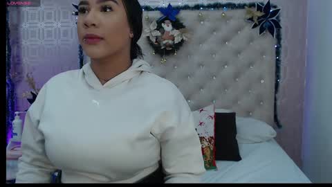 Sara Desire online show from 12/19/24, 12:24