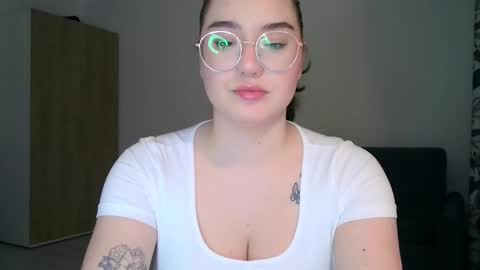 diamondd_girl online show from 12/12/24, 02:43