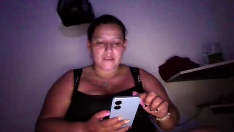 Diana Lozano online show from 01/04/25, 02:57