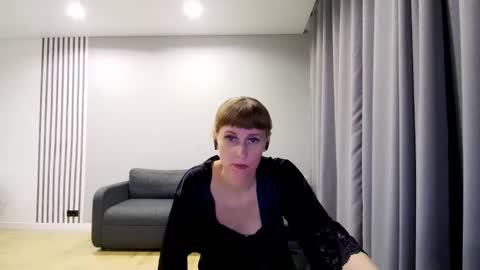 diana_meridor online show from 12/17/24, 01:11