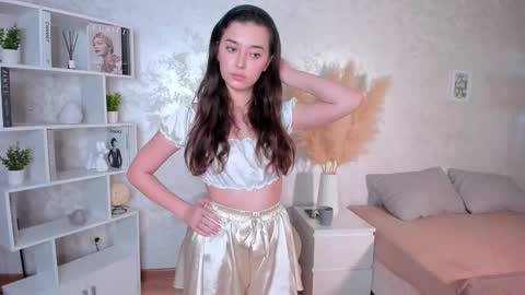 Hello My name is Alexa  im new model here and little but shy but curious. online show from 02/10/25, 12:39