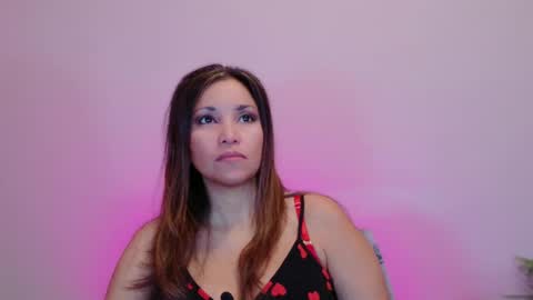 DivineLynn online show from 12/04/24, 12:45