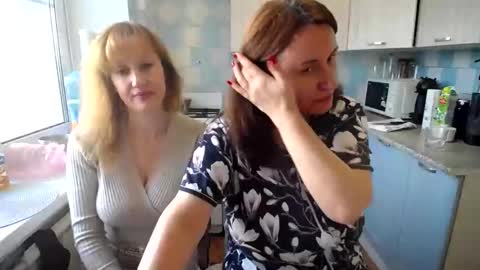 Tatiana 43 curvy sexy body and Joanna redhead 39 years online show from 11/11/24, 06:48