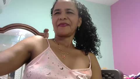 dulce_oriana online show from 01/08/25, 01:23