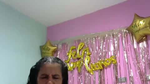 dulce_oriana online show from 12/16/24, 01:37