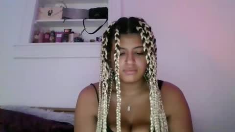 ebonybby2002 online show from 11/14/24, 06:50