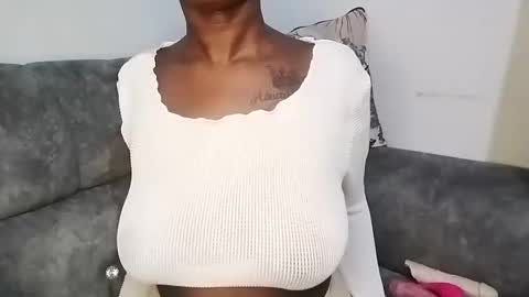 Ebony Melanie online show from 11/25/24, 01:23