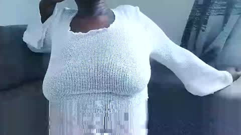 Ebony Melanie online show from 12/07/24, 10:42