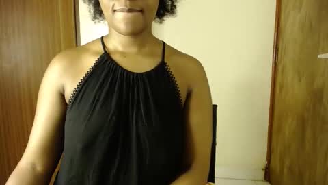 ebonylolo online show from 12/11/24, 02:15